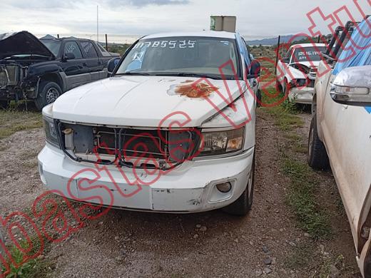 DODGE DAKOTA 2012, foto 1 de 19