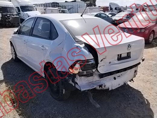 VOLKSWAGEN VENTO 2017, foto 7 de 19