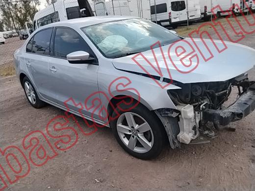 VOLKSWAGEN JETTA 2013, foto 4 de 19