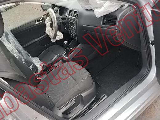 VOLKSWAGEN JETTA 2013, foto 12 de 19