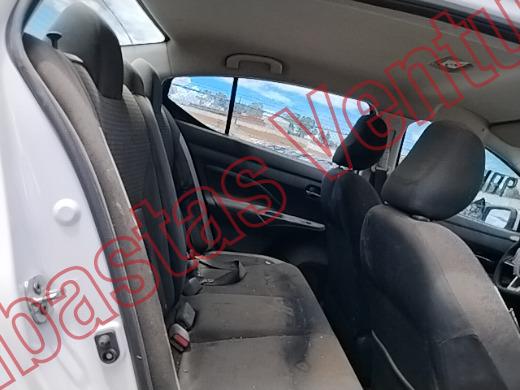 NISSAN VERSA 2020, foto 13 de 19