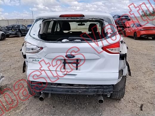 FORD ESCAPE 2016, foto 6 de 19