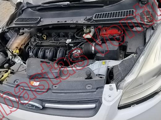 FORD ESCAPE 2016, foto 10 de 19