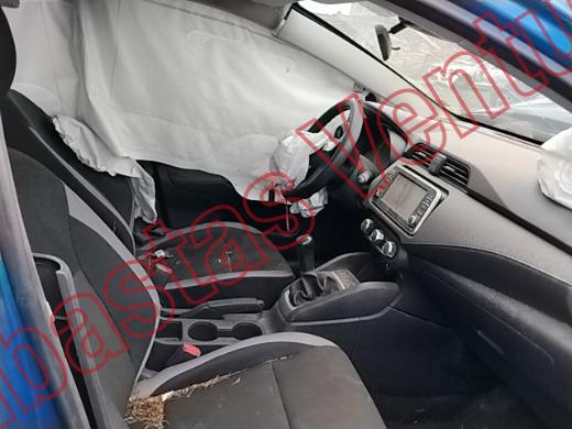 NISSAN VERSA 2025, foto 12 de 19