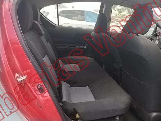 TOYOTA PRIUS 2019, foto 13 de 19