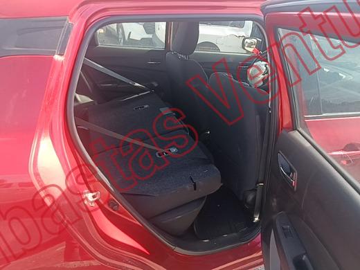 SUZUKI SWIFT 2023, foto 13 de 19