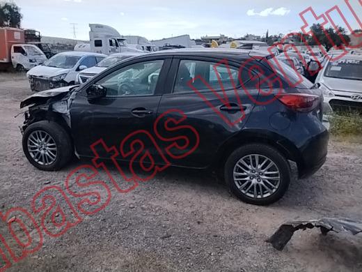 MAZDA MAZDA 2 2023, foto 8 de 19