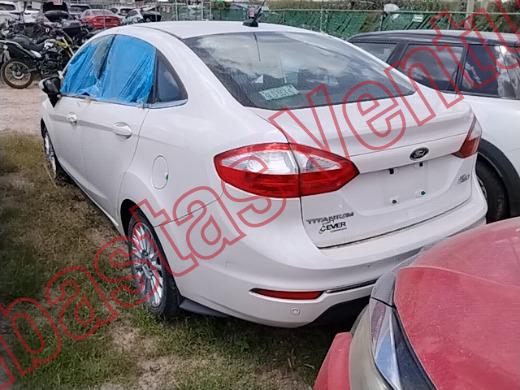 FORD FIESTA 2016, foto 7 de 19
