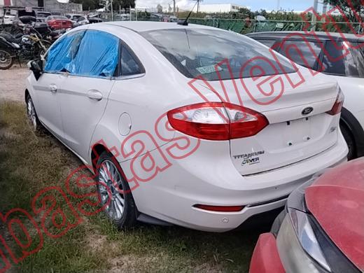 FORD FIESTA 2016, foto 8 de 19