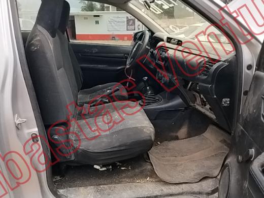 TOYOTA HILUX 2017, foto 12 de 19