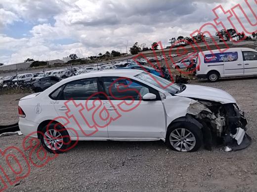 VOLKSWAGEN VENTO 2017, foto 4 de 19