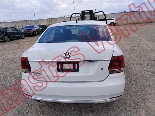 VOLKSWAGEN VENTO 2017, foto 6 de 19