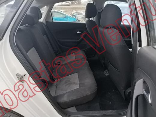 VOLKSWAGEN VENTO 2017, foto 13 de 19
