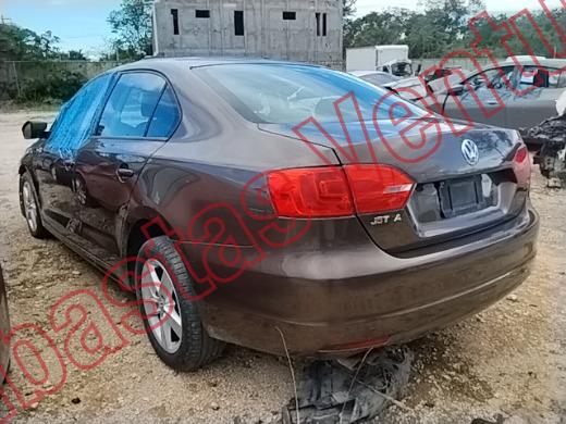 VOLKSWAGEN JETTA 2013, foto 7 de 19