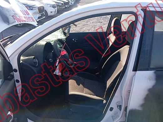 NISSAN MARCH 2018, foto 17 de 19