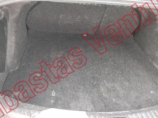 MAZDA MAZDA 3 2010, foto 15 de 19
