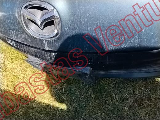 MAZDA MAZDA 3 2010, foto 18 de 19