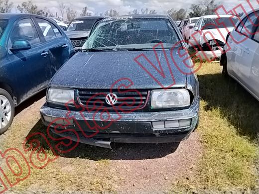 VOLKSWAGEN JETTA 1998, foto 2 de 19
