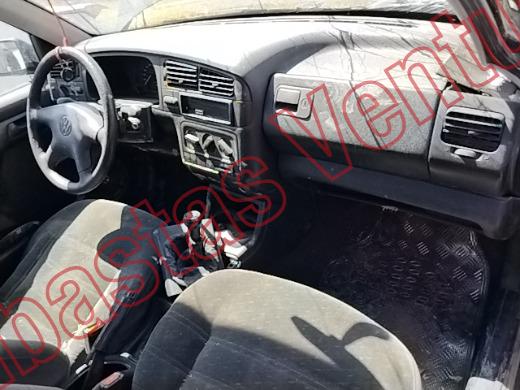 VOLKSWAGEN JETTA 1998, foto 14 de 19