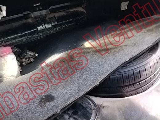 VOLKSWAGEN JETTA 1998, foto 15 de 19