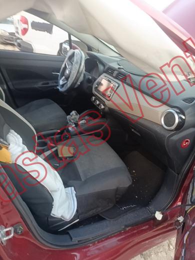 NISSAN VERSA 2022, foto 12 de 19