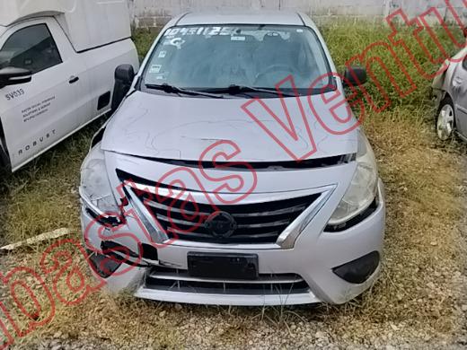 NISSAN VERSA 2019, foto 2 de 19
