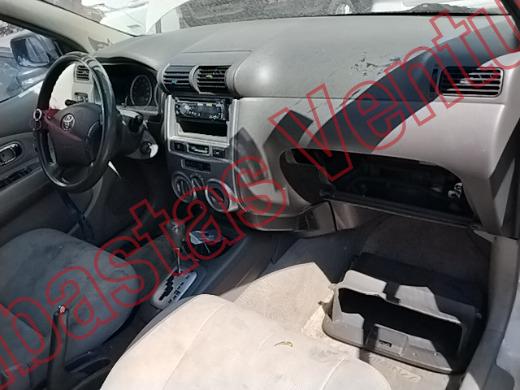 TOYOTA AVANZA 2011, foto 14 de 19