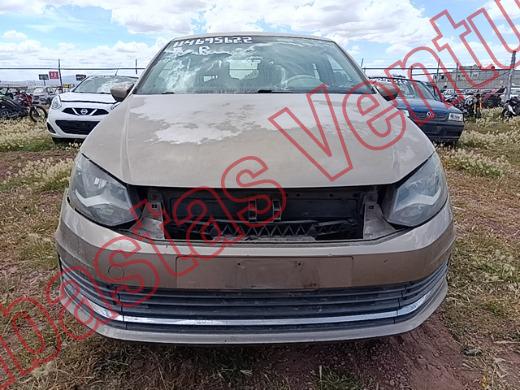 VOLKSWAGEN VENTO 2017, foto 2 de 19