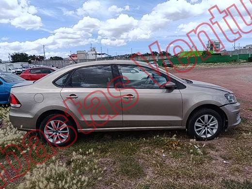 VOLKSWAGEN VENTO 2017, foto 4 de 19