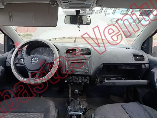 VOLKSWAGEN VENTO 2017, foto 14 de 19