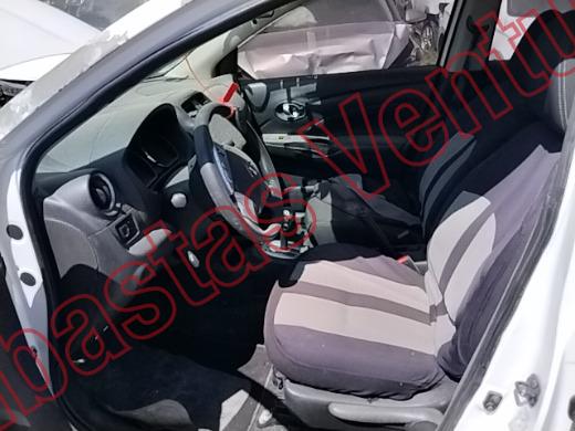 NISSAN VERSA 2017, foto 17 de 19