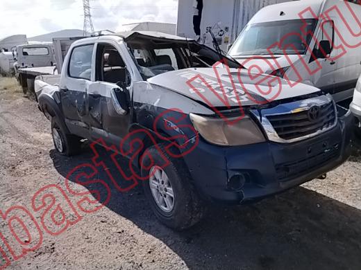 TOYOTA HILUX 2015, foto 3 de 19