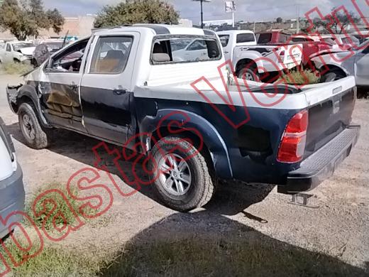 TOYOTA HILUX 2015, foto 8 de 19
