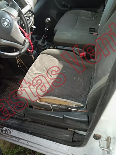 NISSAN NP 300 2020, foto 17 de 19