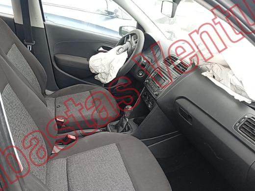 VOLKSWAGEN POLO 2019, foto 12 de 19