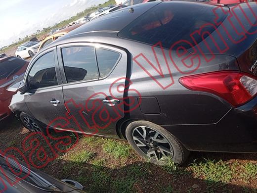 NISSAN VERSA 2019, foto 8 de 19