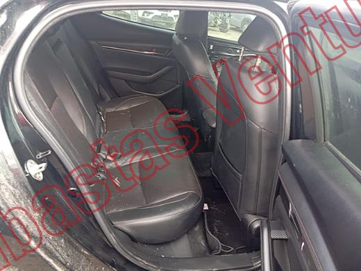 MAZDA MAZDA 3 2020, foto 13 de 19