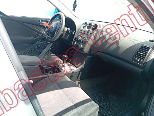 NISSAN ALTIMA 2011, foto 12 de 19