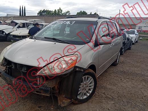 TOYOTA SIENNA 2007, foto 1 de 19