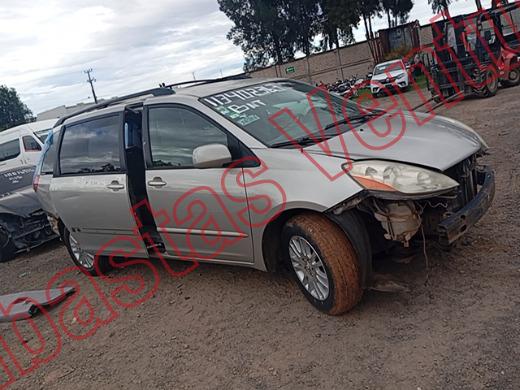 TOYOTA SIENNA 2007, foto 4 de 19