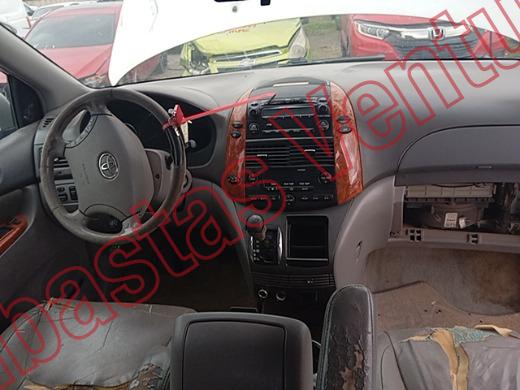 TOYOTA SIENNA 2007, foto 14 de 19
