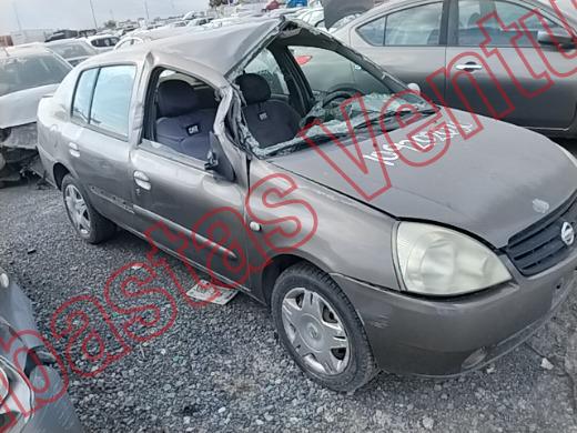 NISSAN PLATINA 2006, foto 4 de 19