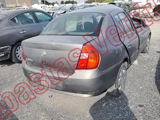 NISSAN PLATINA 2006, foto 5 de 19