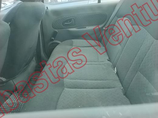 NISSAN PLATINA 2006, foto 16 de 19