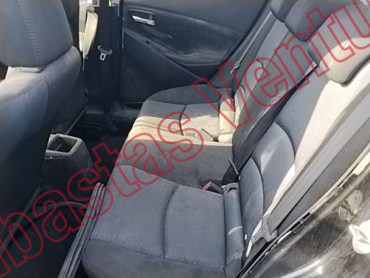 TOYOTA YARIS 2018, foto 16 de 19