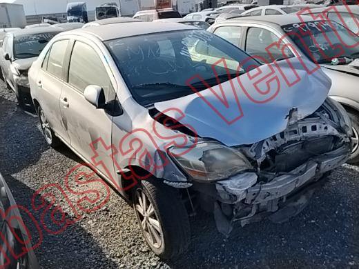 TOYOTA YARIS 2014, foto 3 de 19