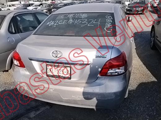 TOYOTA YARIS 2014, foto 6 de 19