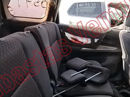 TOYOTA AVANZA 2020, foto 13 de 19