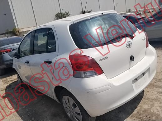 TOYOTA YARIS 2009, foto 7 de 19