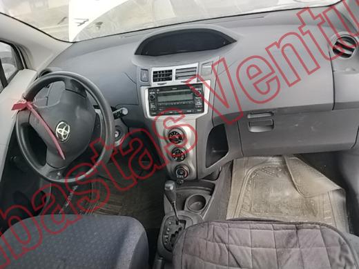 TOYOTA YARIS 2009, foto 14 de 19